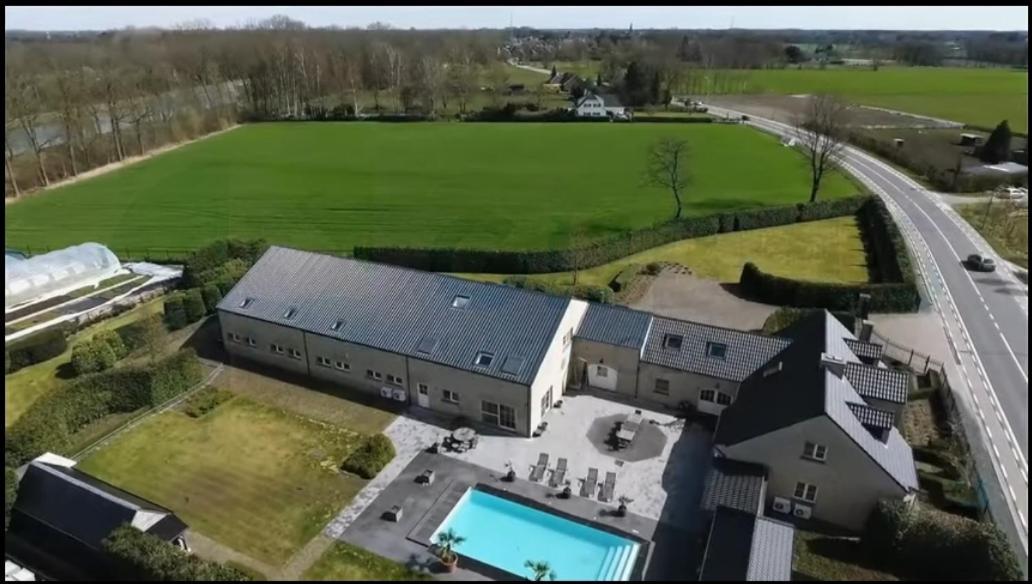 Susberg 4 Apartment Pelt Exterior photo